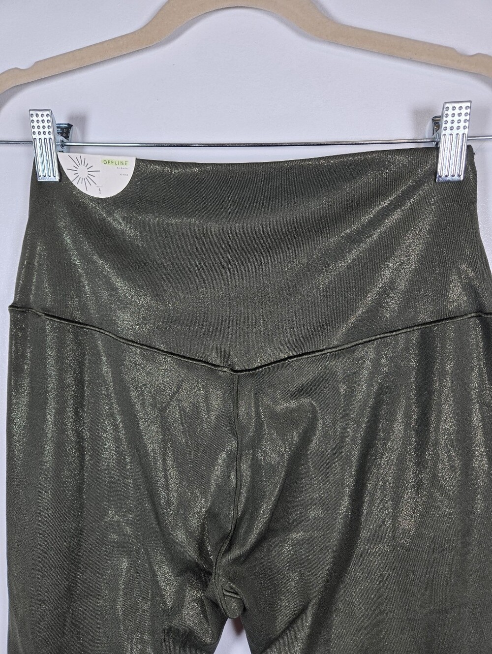 NEW Aerie Offline Real Me Crop Leggings Size Large Liquid Shine Metallic Green - Picture 9 of 12
